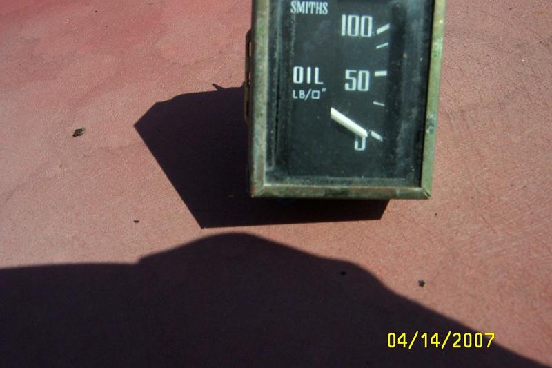 Elect Oil P gauge.jpg